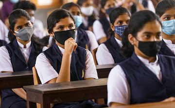 सोमवार से मुंबई में फिर खुलेगी School 