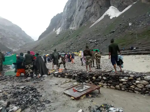 cloud-burst-near-amarnath-cave-about-10-thousand-people-present-near-the-cave-no-damage-reported-at-the-moment